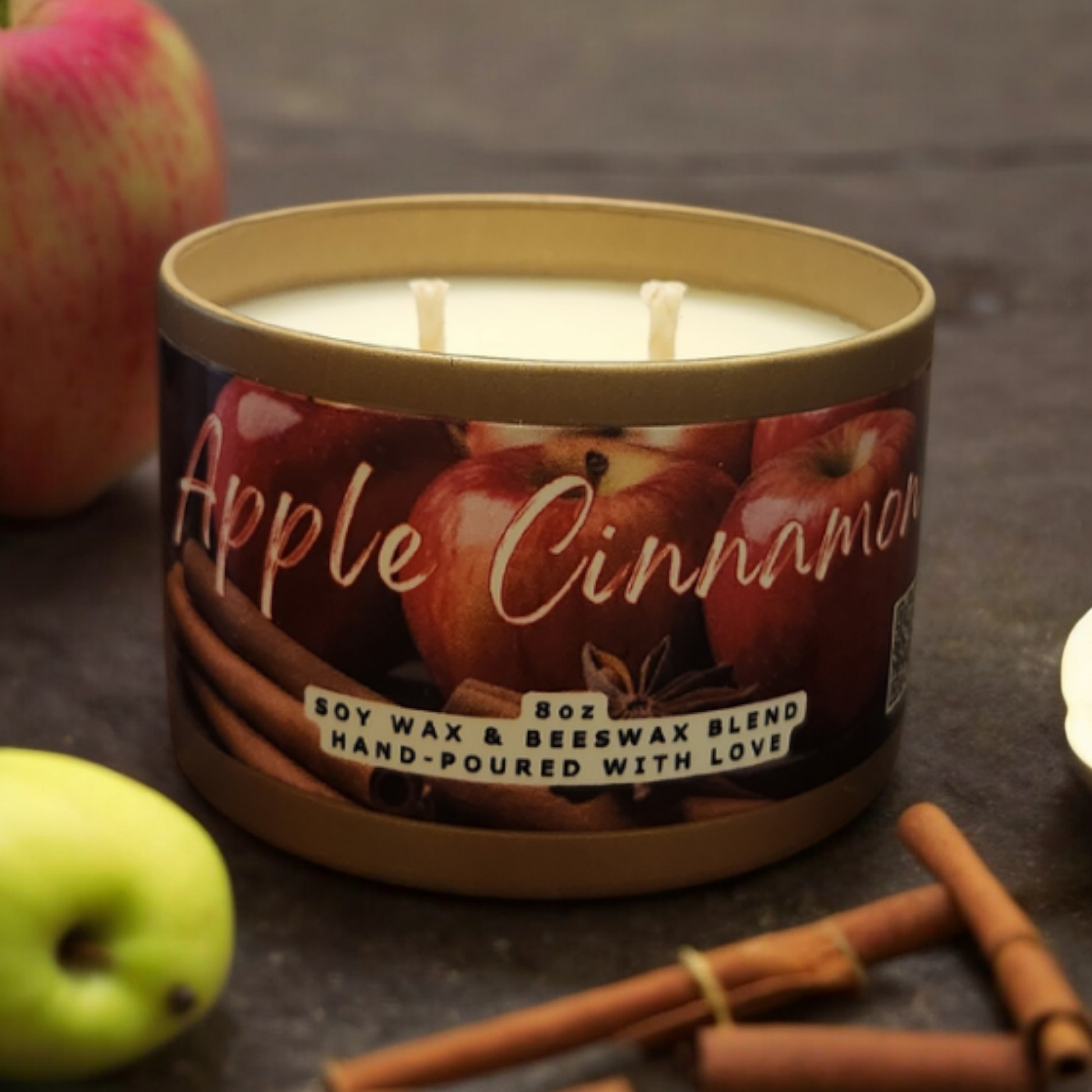 8oz apple cinnamon candle